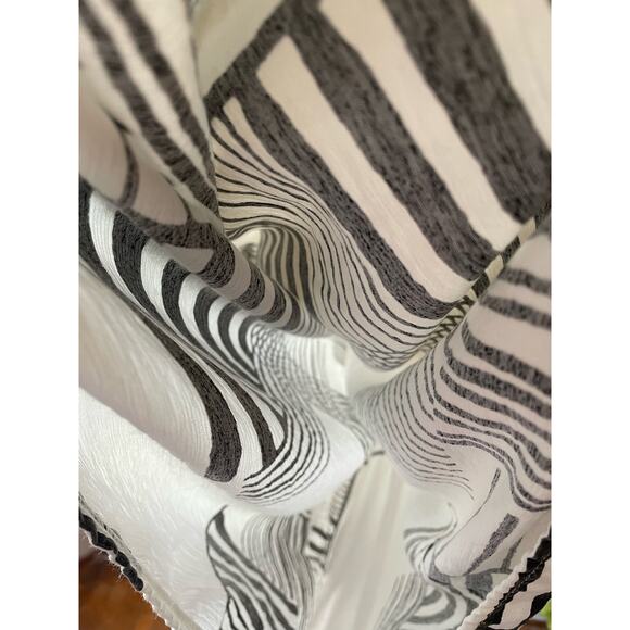 Poshmark Listing Template - Picture 6 of 9